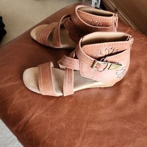 AEROSOLES Tan Sandals with Cutout Design
